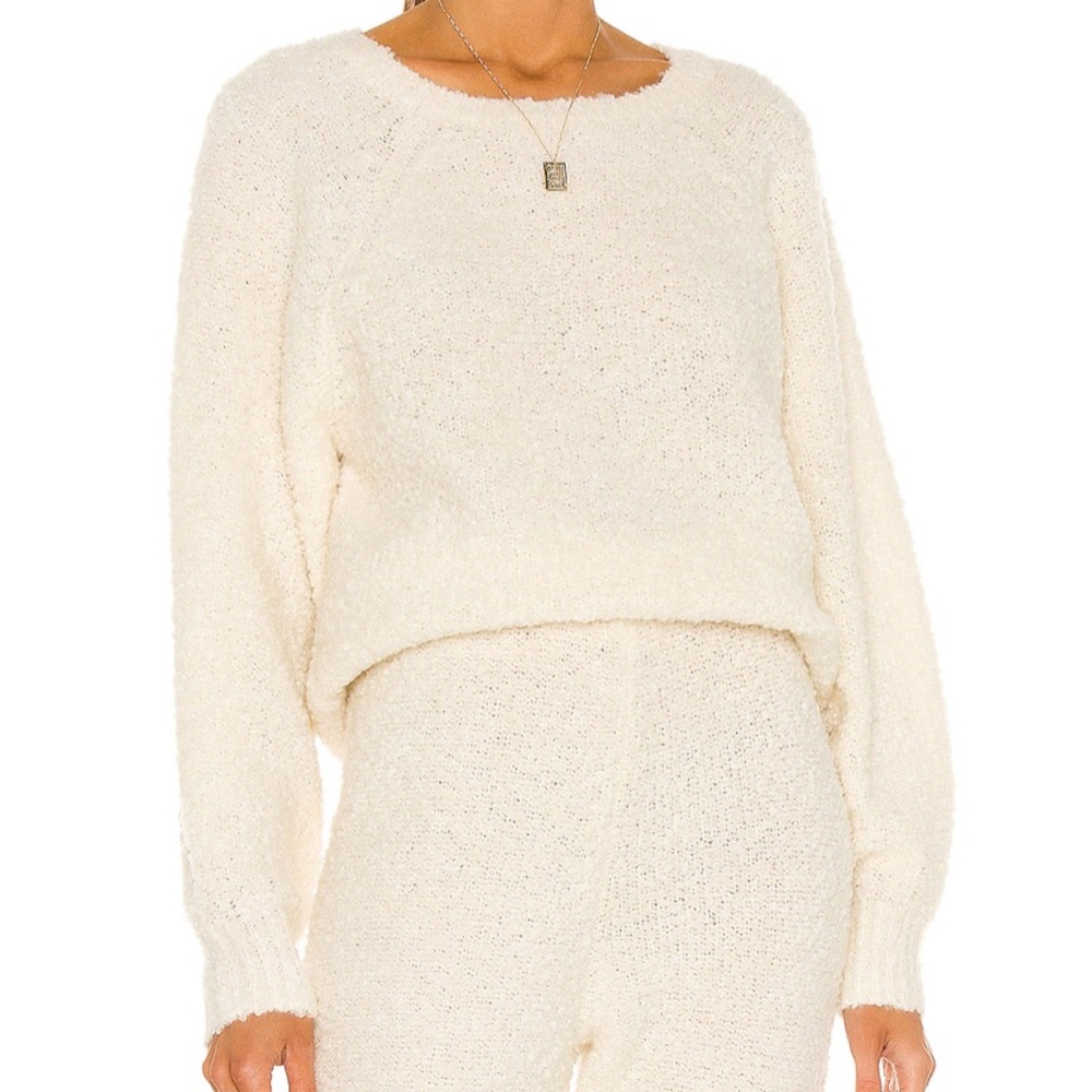 L’Academie Boucle Balloon Sleeve Raglan in White